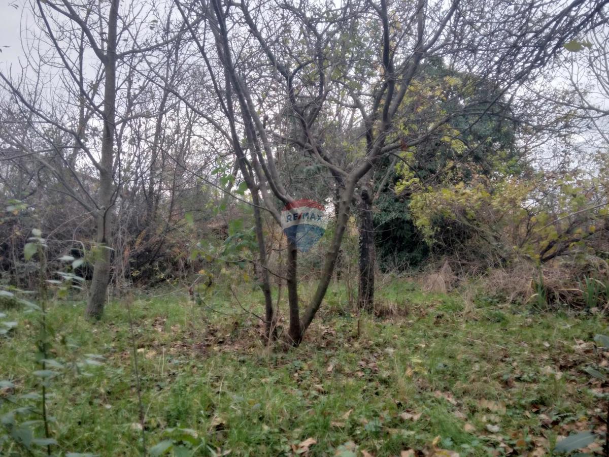 Stavbno zemljišče Trinajstići, Kastav, 870m2