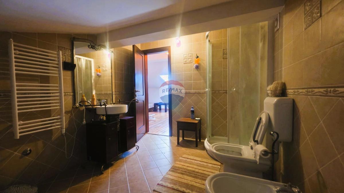 Punta, Umag – Luksuzna Vila, Druga Vrsta od Morja