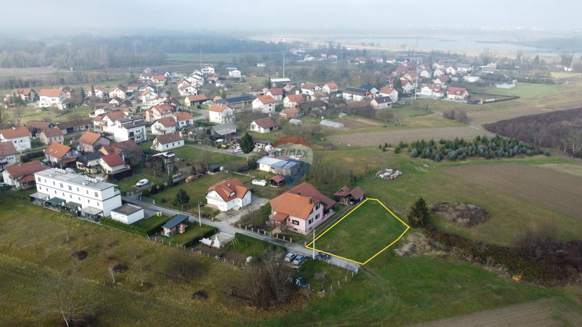 Stavbno zemljišče Lučko, Novi Zagreb - Zapad, 707m2