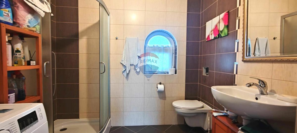 Hiša Malinska, Malinska-Dubašnica, 360m2