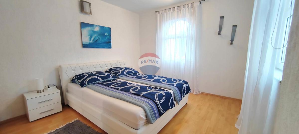 Hiša Malinska, Malinska-Dubašnica, 360m2