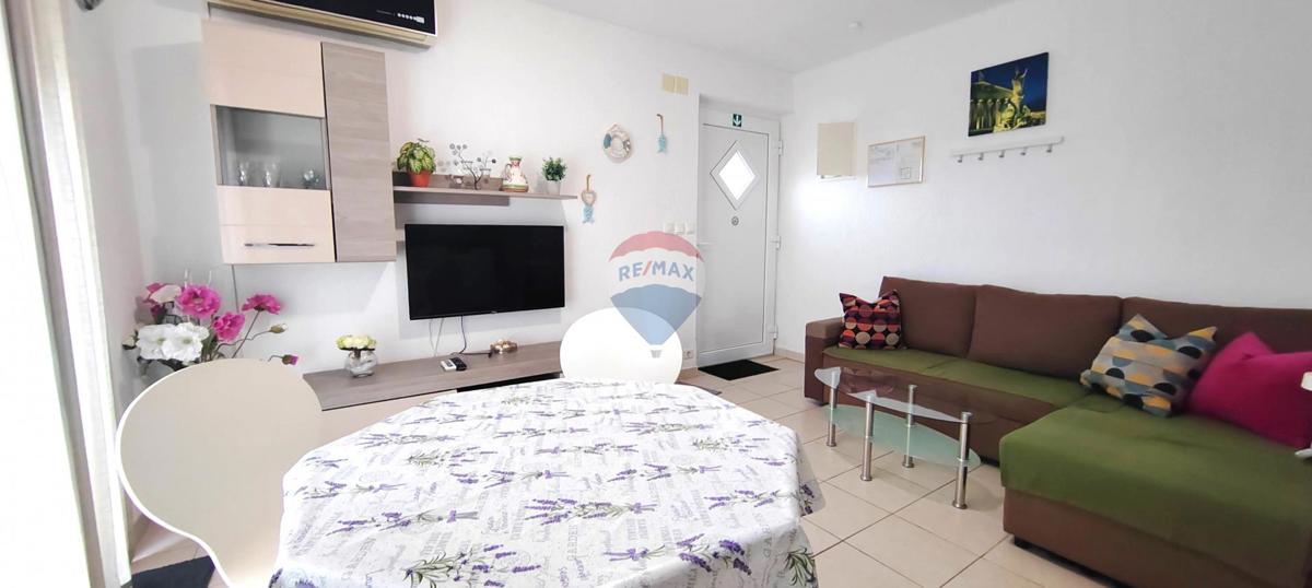 Hiša Malinska, Malinska-Dubašnica, 360m2