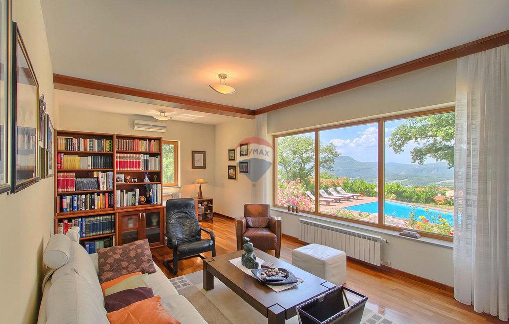 ISTRIA, BUZET - Holiday house on a hill