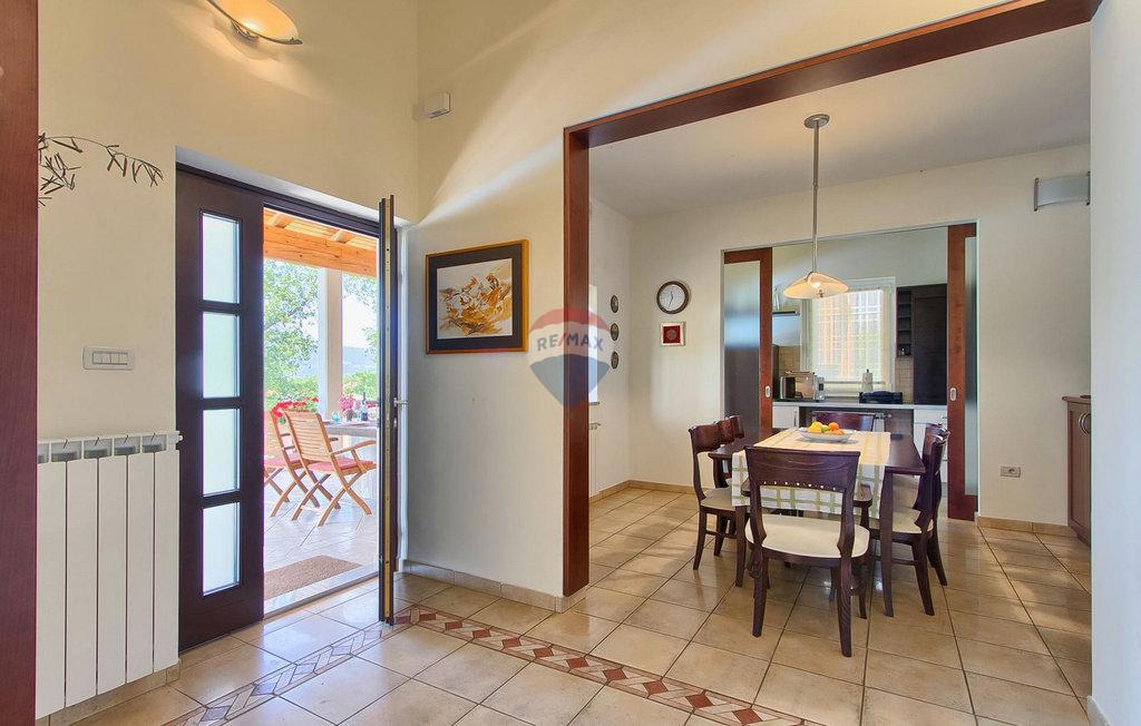 ISTRIA, BUZET - Holiday house on a hill