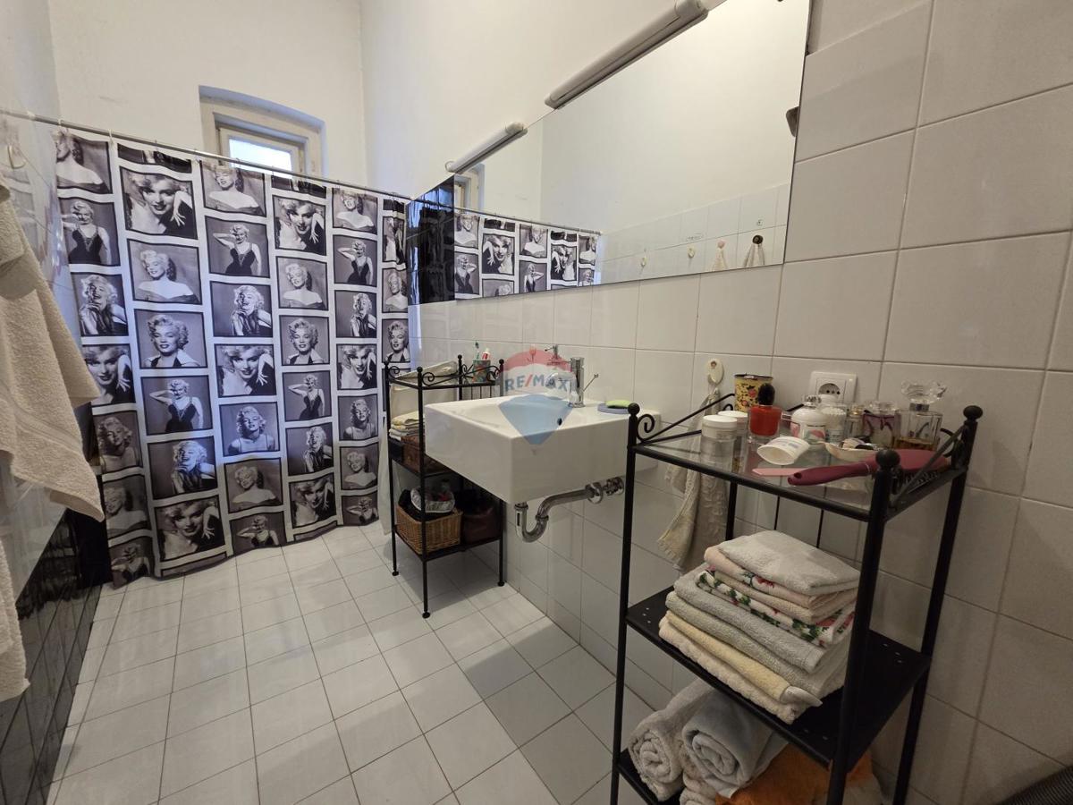 Stanovanje/Apartma Centar, Rijeka, 83m2