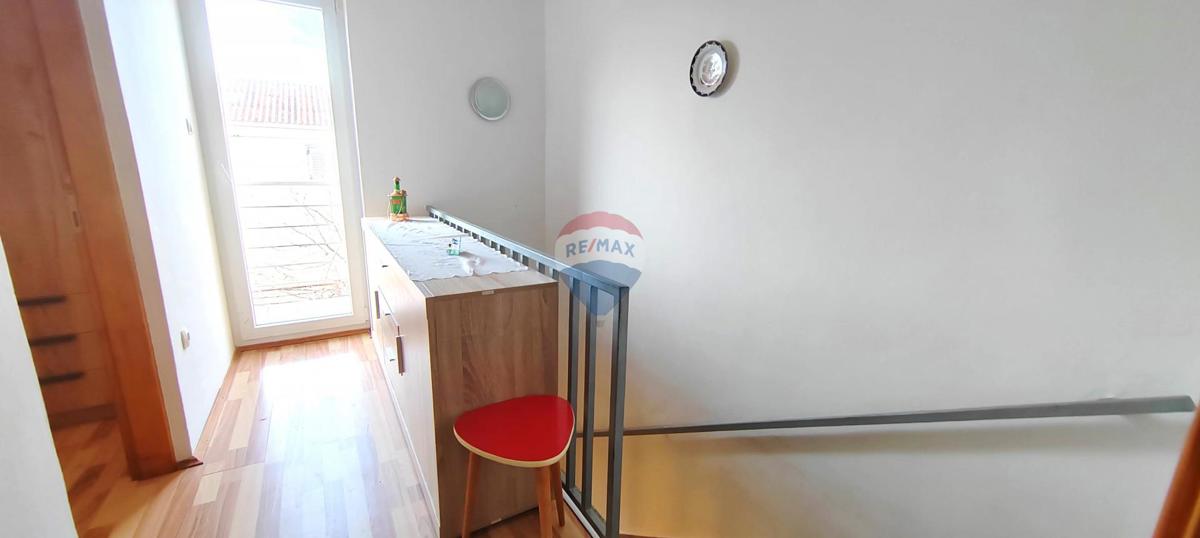 OTOK KRK – PUNAT  Samostojna hiša