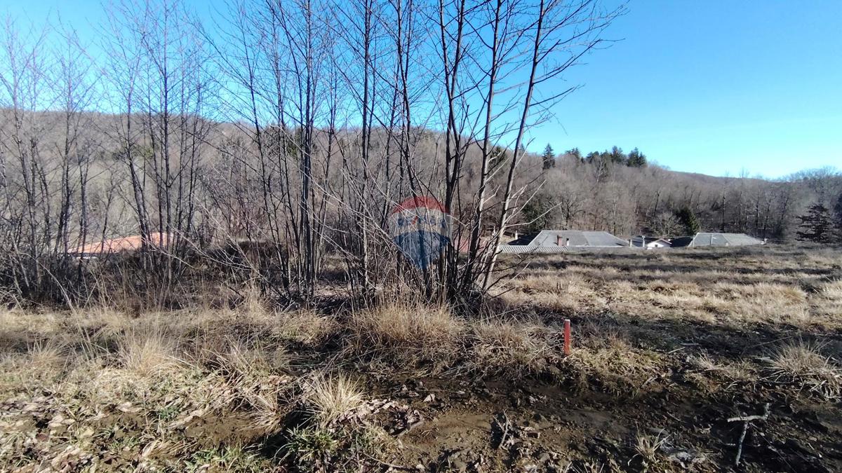 Stavbno zemljišče Klana, 865m2