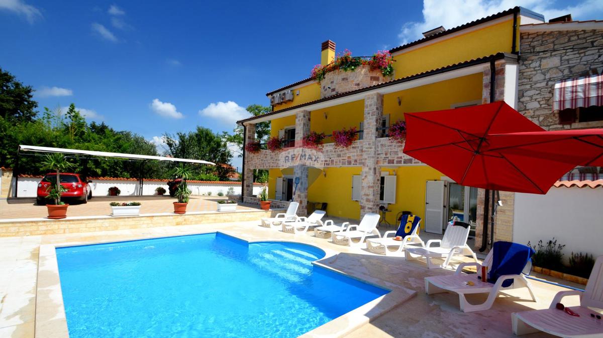 Hiša Višnjan, 490m2