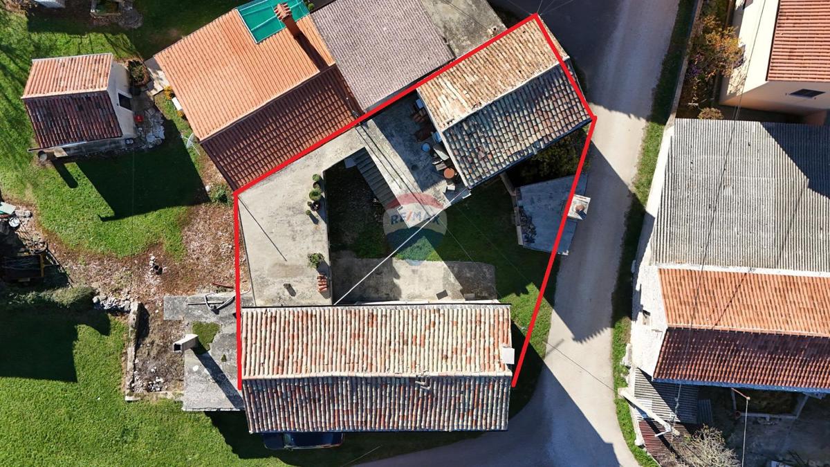 Hiša Domijanići, Žminj, 200m2