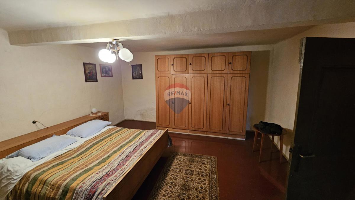 Hiša Salež, Buzet, 210m2