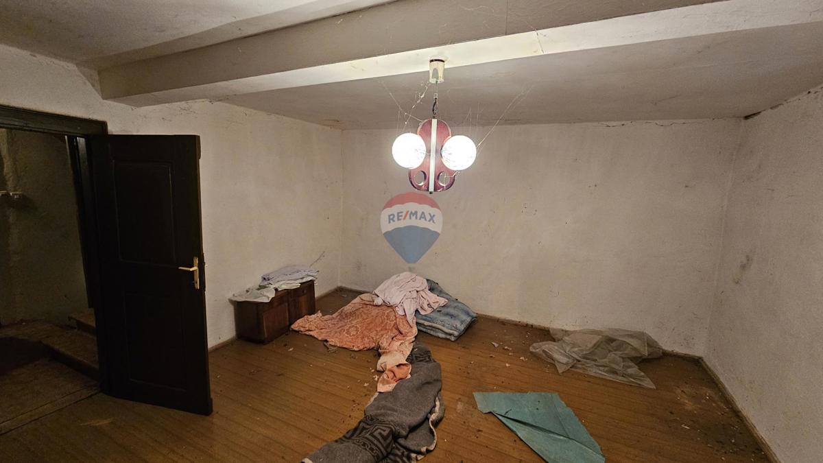 Hiša Salež, Buzet, 210m2