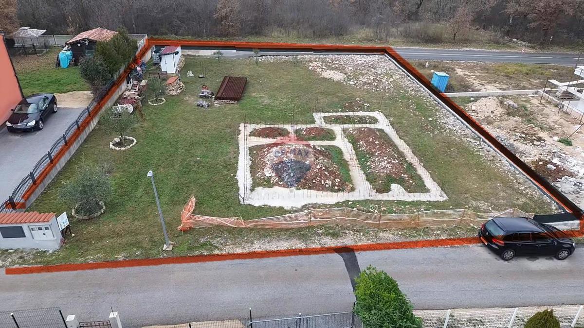 Stavbno zemljišče Momjan, Buje, 976m2