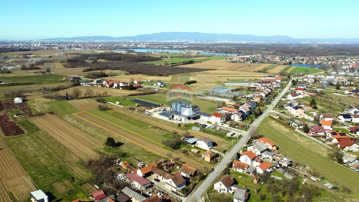 Stavbno zemljišče Staro Čiće, Velika Gorica - Okolica, 2.942m2