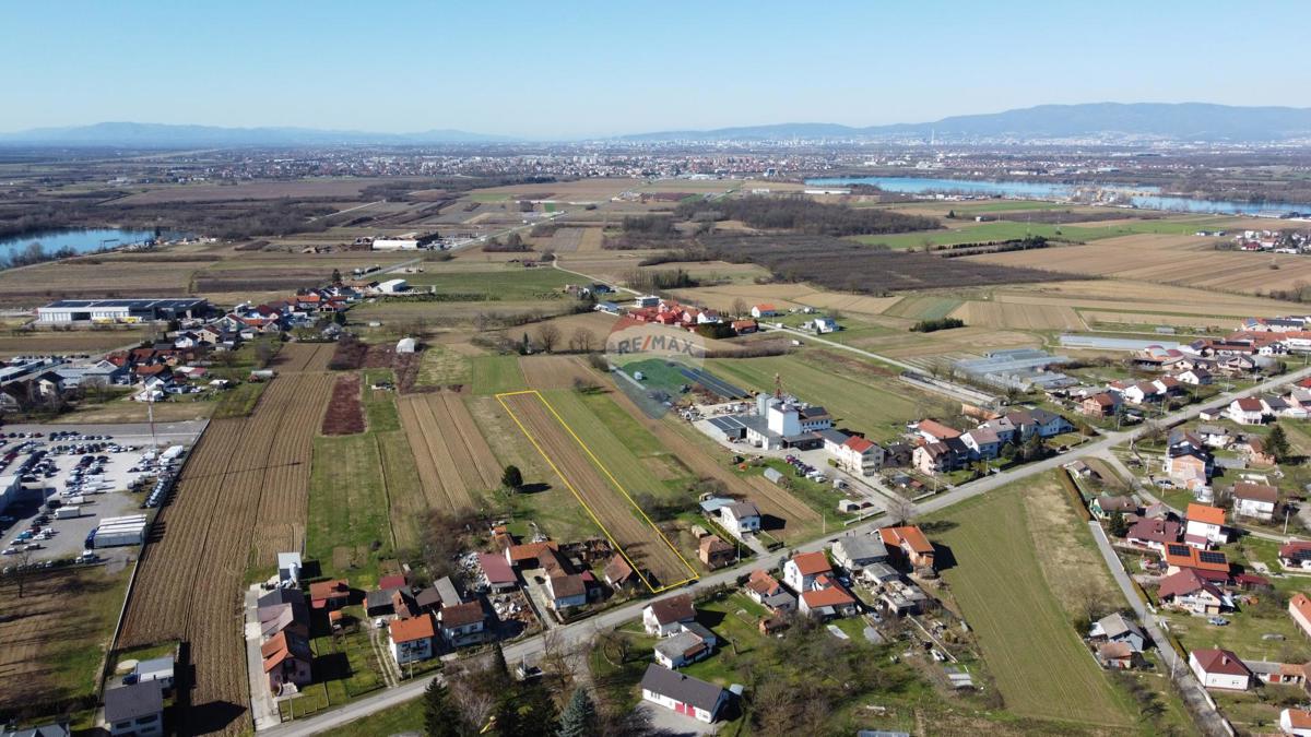 Stavbno zemljišče Staro Čiće, Velika Gorica - Okolica, 2.942m2