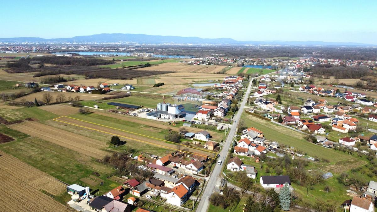 Stavbno zemljišče Staro Čiće, Velika Gorica - Okolica, 2.942m2