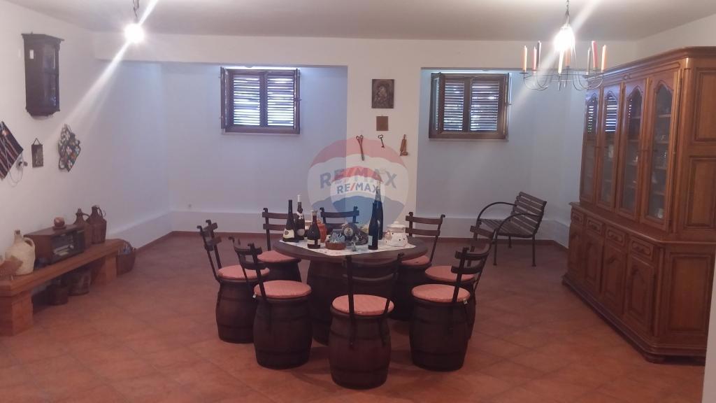 Hiša Poljane, Opatija - Okolica, 332m2