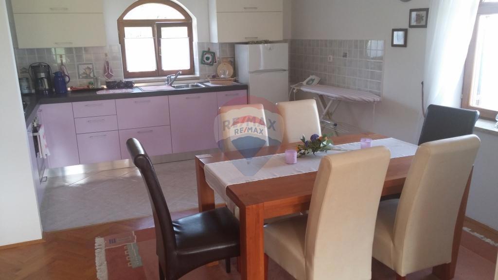 Hiša Poljane, Opatija - Okolica, 332m2