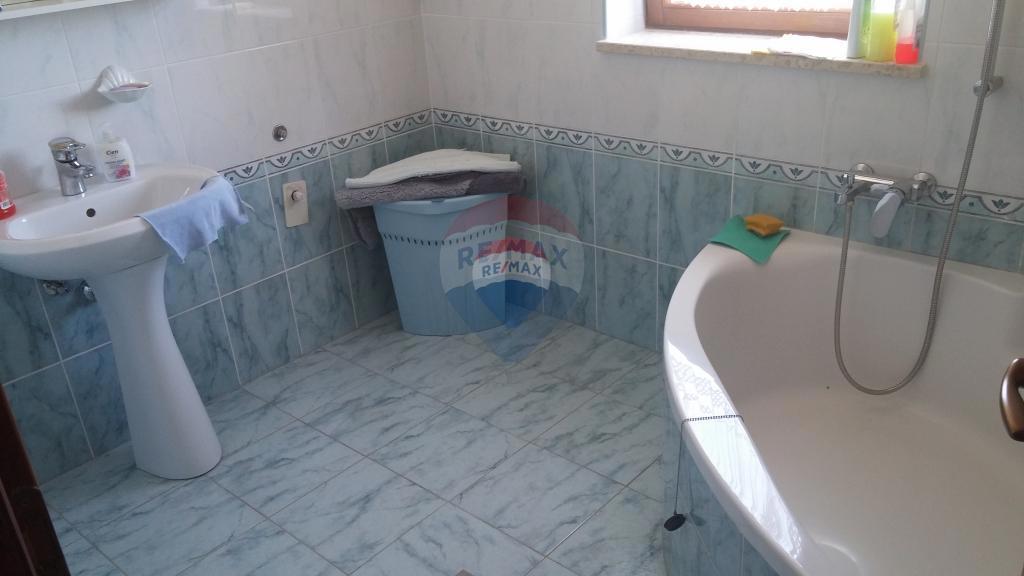 Hiša Poljane, Opatija - Okolica, 332m2