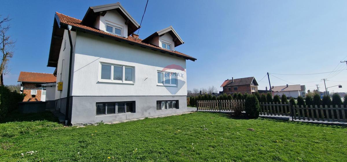 Hiša Popovača, 243m2