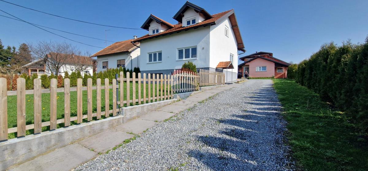 Hiša Popovača, 243m2