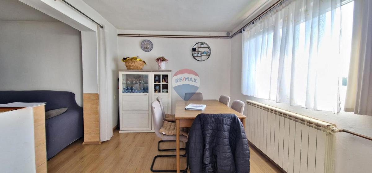 Hiša Popovača, 243m2