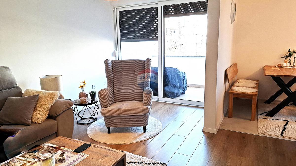 Stanovanje/Apartma Umag, 62,21m2