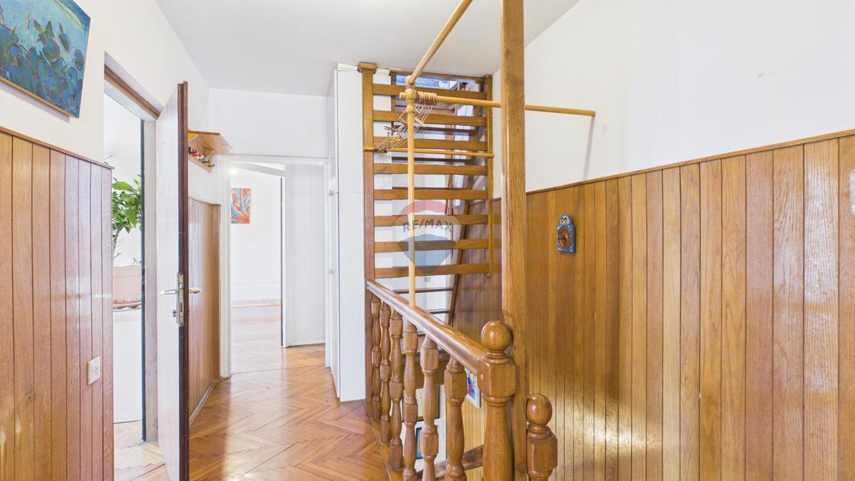 Hiša Centar, Velika Gorica, 224,92m2