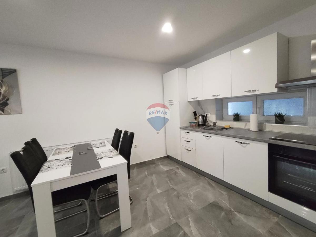 Hiša Ogulin, 2.023m2