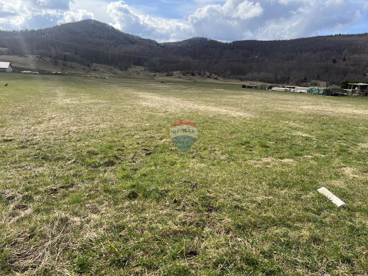 Stavbno zemljišče Mrkopalj, 2.087m2