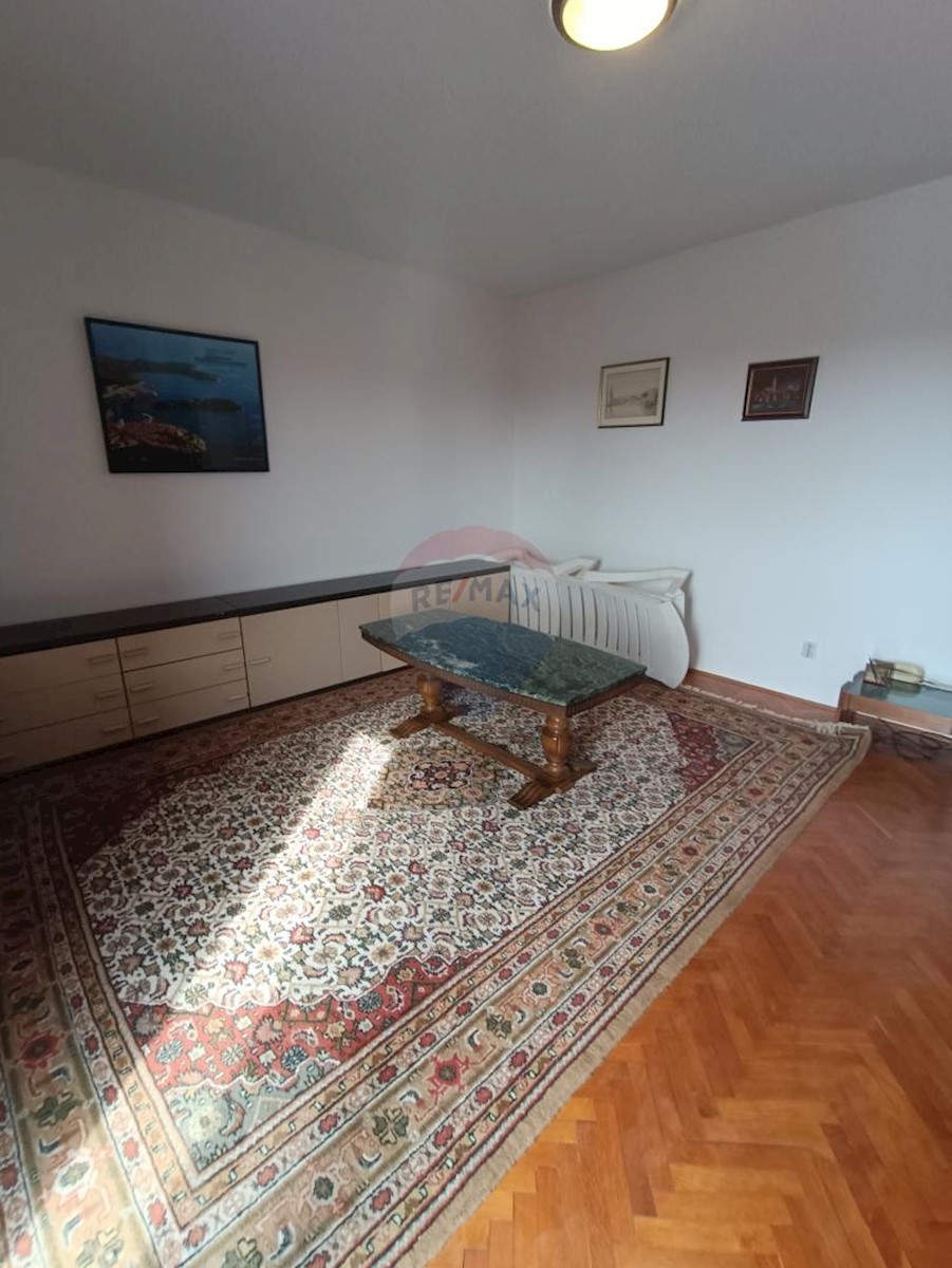 Rovinj, 70m2 stanovanje