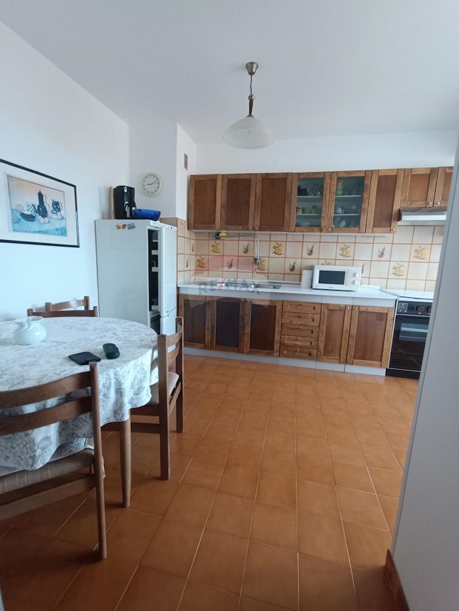 Rovinj, 70m2 stanovanje