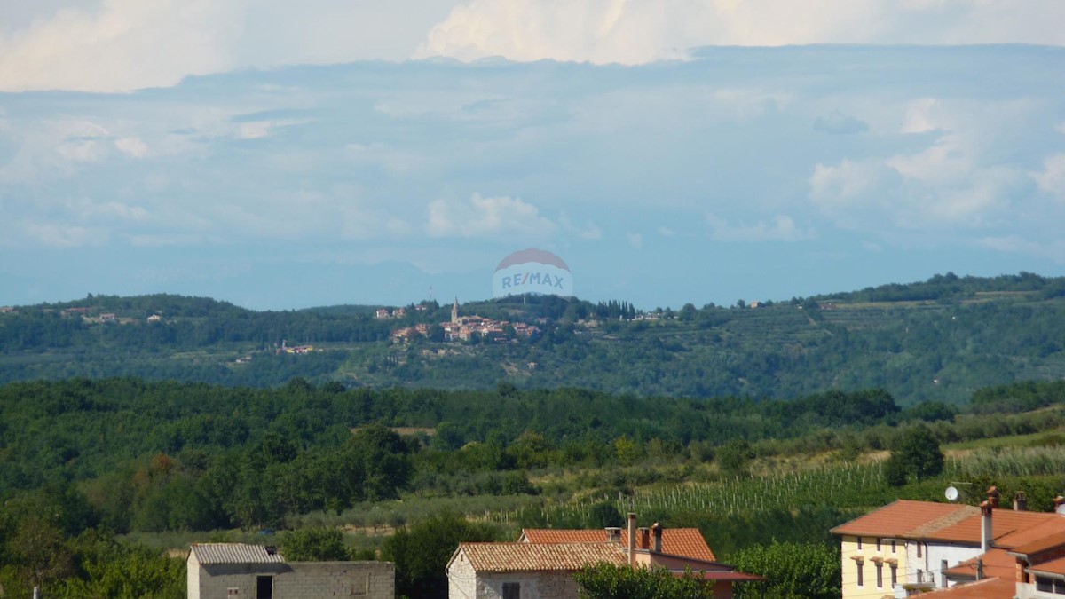 Mekiši kod Vižinade, Vižinada, 755m2