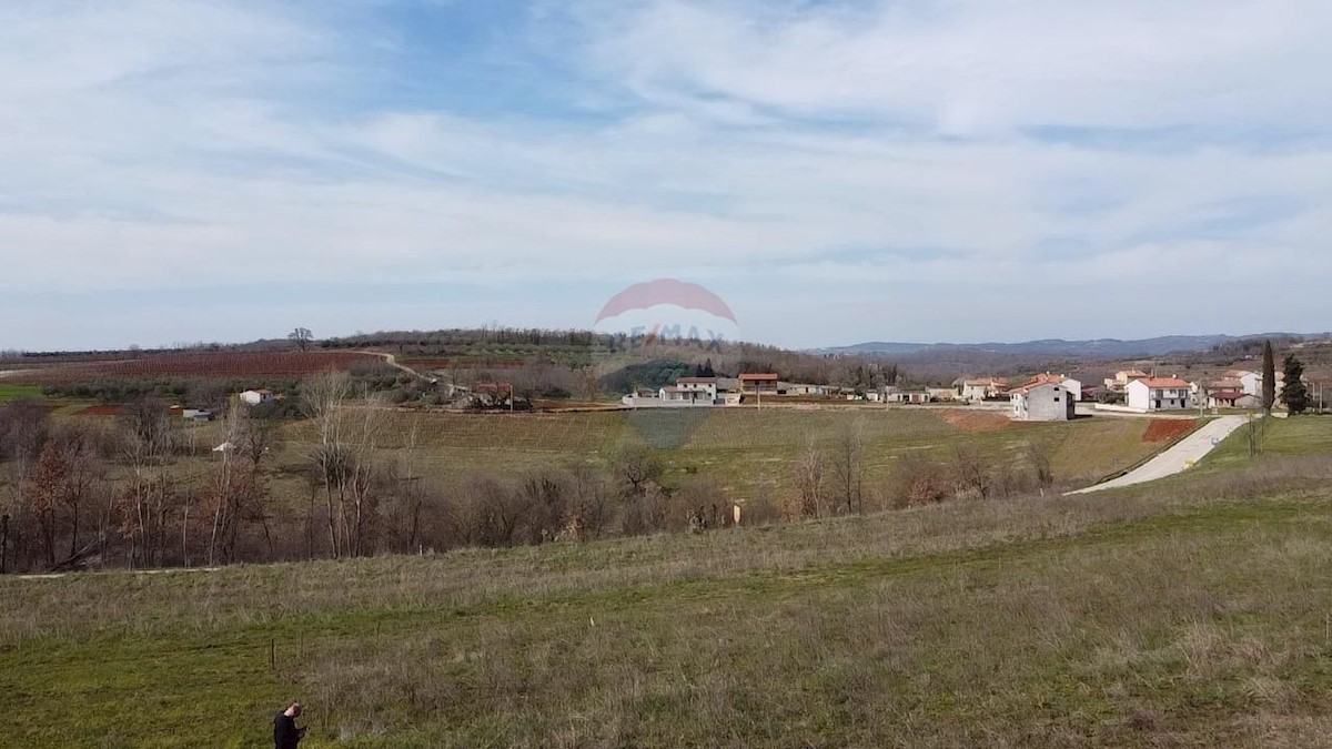 Mekiši kod Vižinade, Vižinada, 755m2