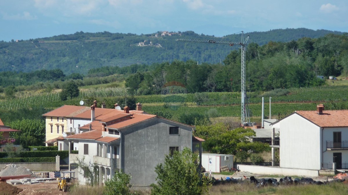 Mekiši kod Vižinade, Vižinada, 755m2