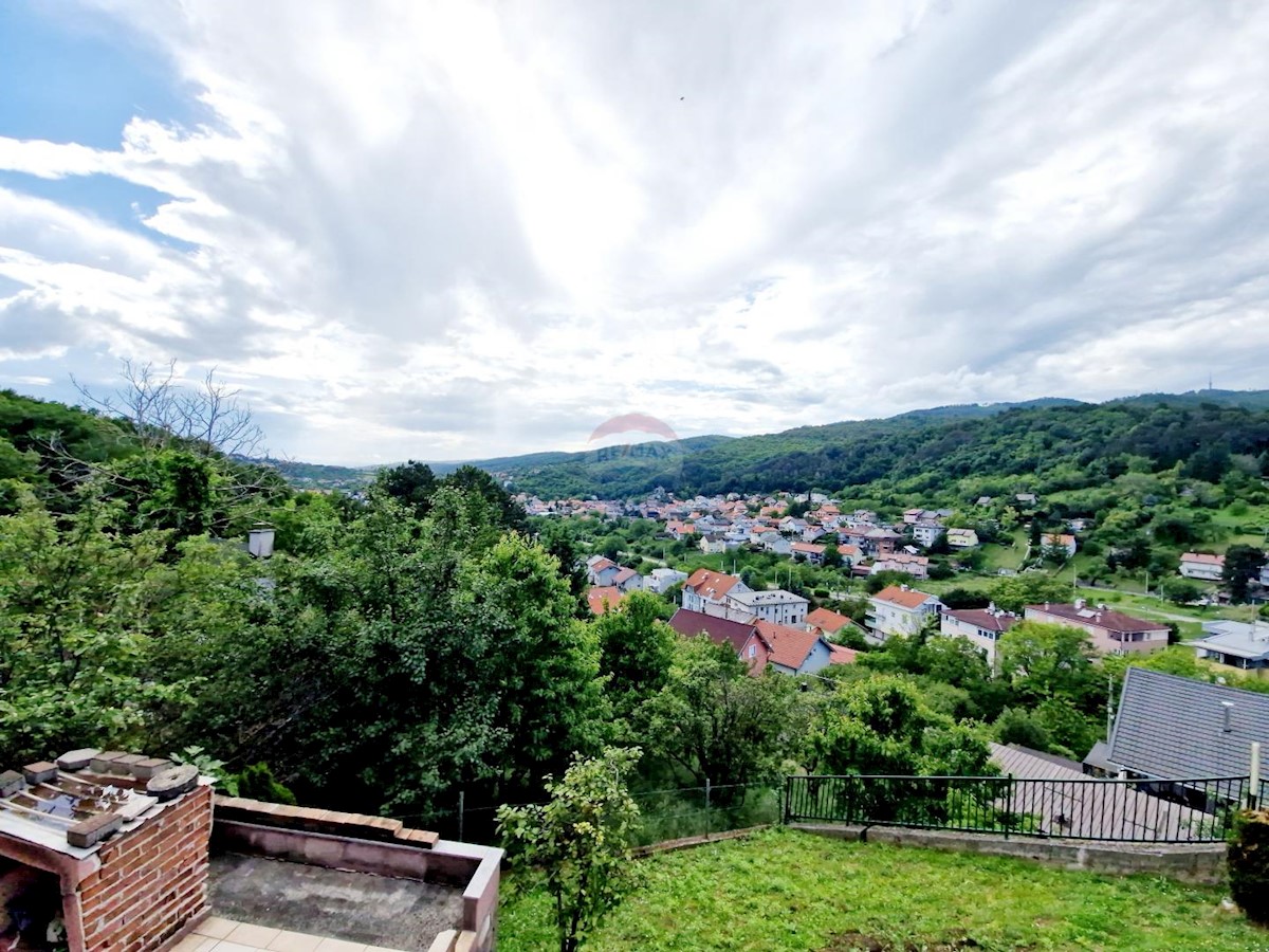 Zagreb, Gračani | Jedinstvena Villa s panoramskim pogledom i vrtom, 2220 m2