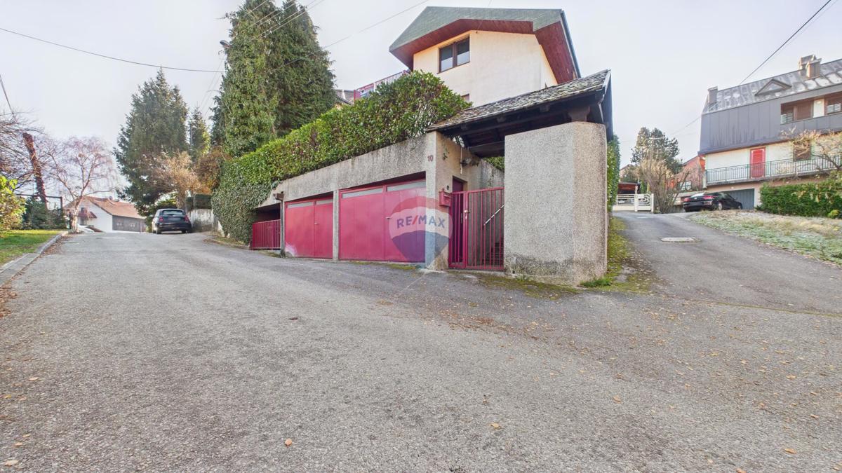 Hiša Perivoj, Samobor, 402m2