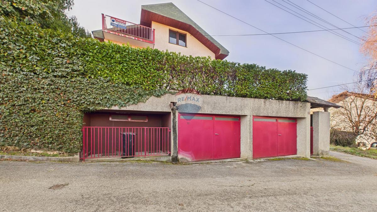 Hiša Perivoj, Samobor, 402m2