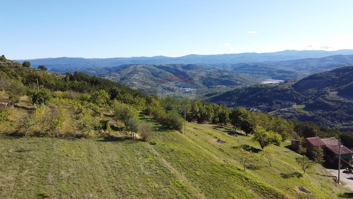 Stavbno zemljišče Zamask, Pazin - Okolica, 2.553m2