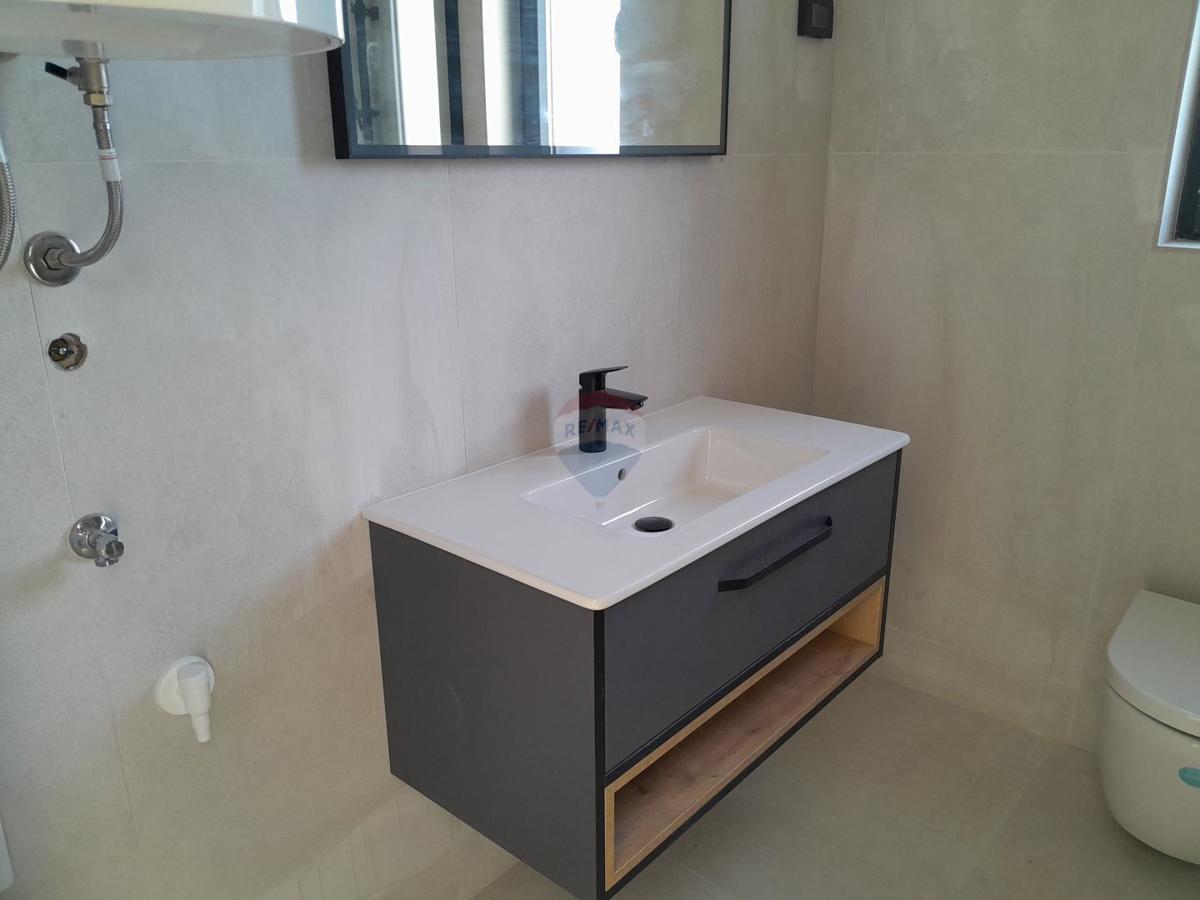 Stanovanje/Apartma Banjole, Medulin, 62,14m2