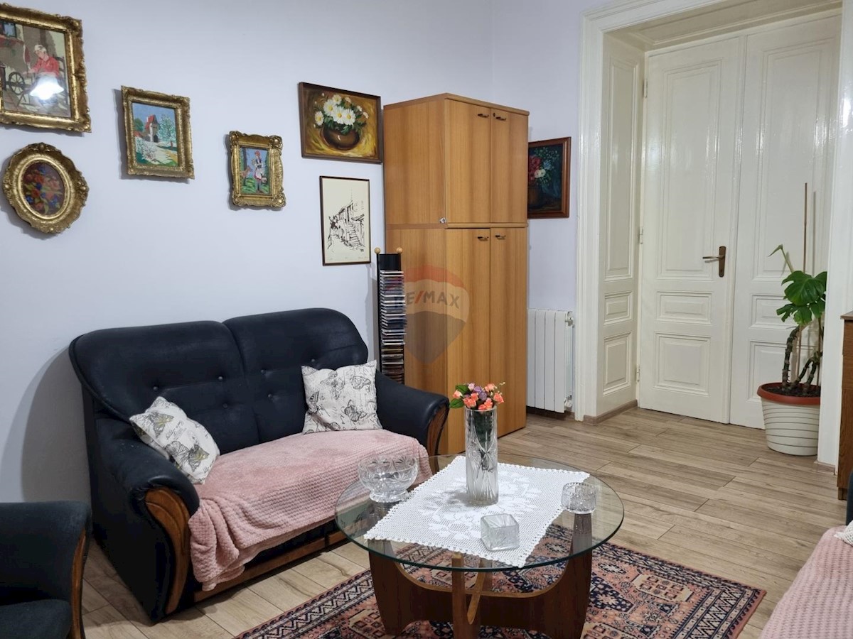 Stanovanje/Apartma Centar, Pula, 85,90m2