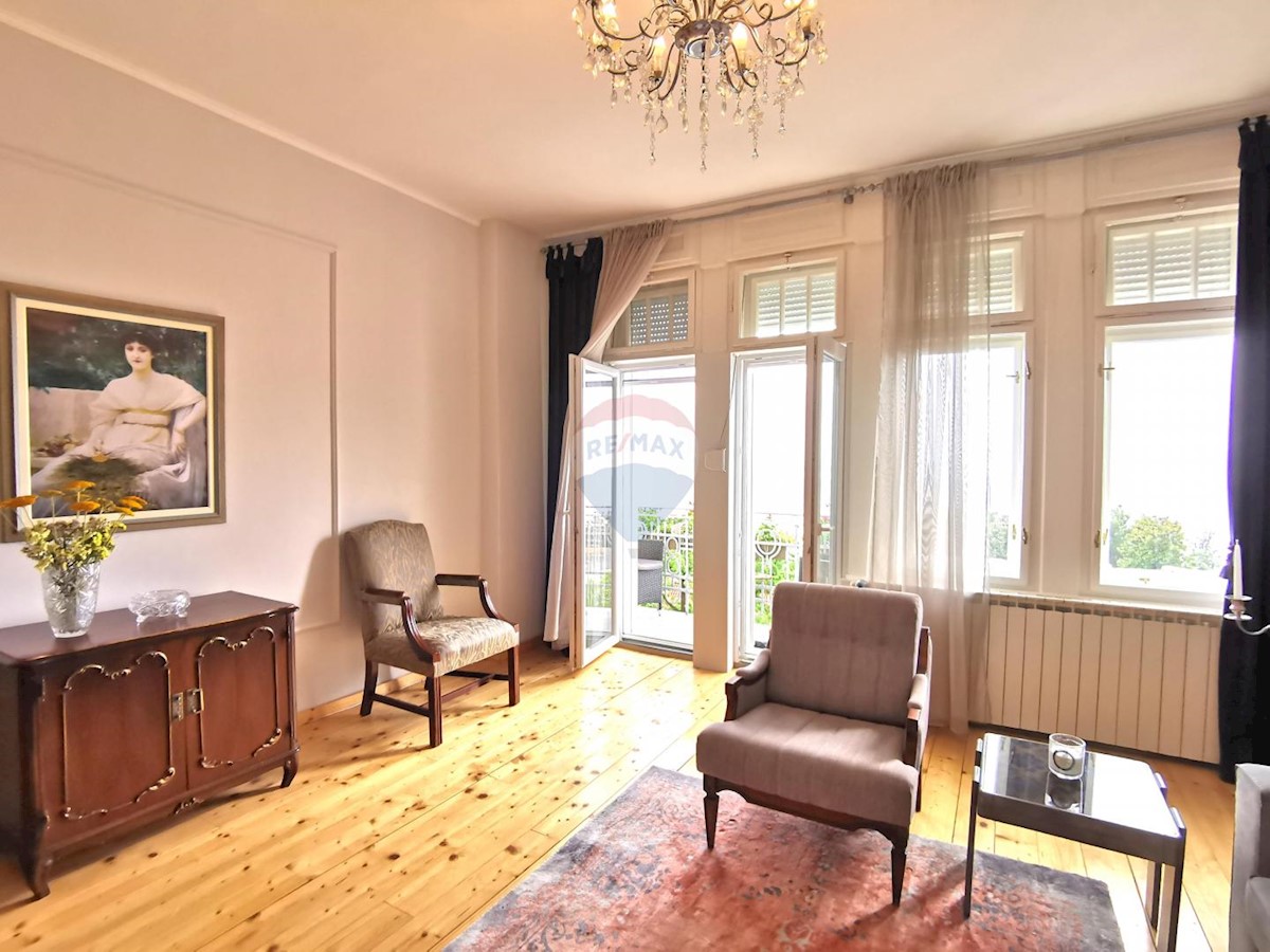 Stanovanje/Apartma Lovran, 140m2