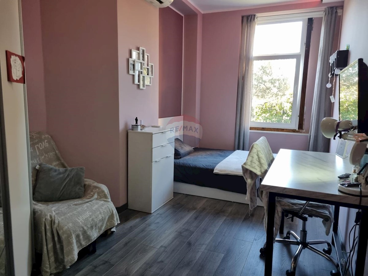 Stanovanje/Apartma Veruda, Pula, 187m2