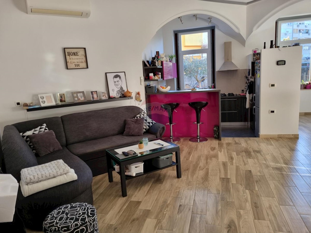 Stanovanje/Apartma Veruda, Pula, 187m2