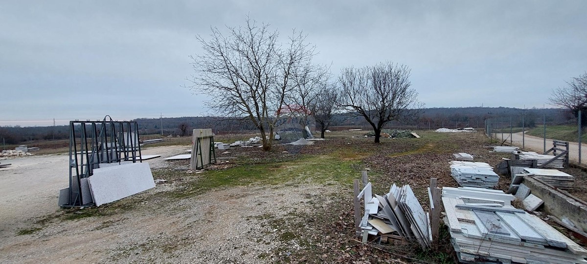 Anžići, Višnjan, 307m2