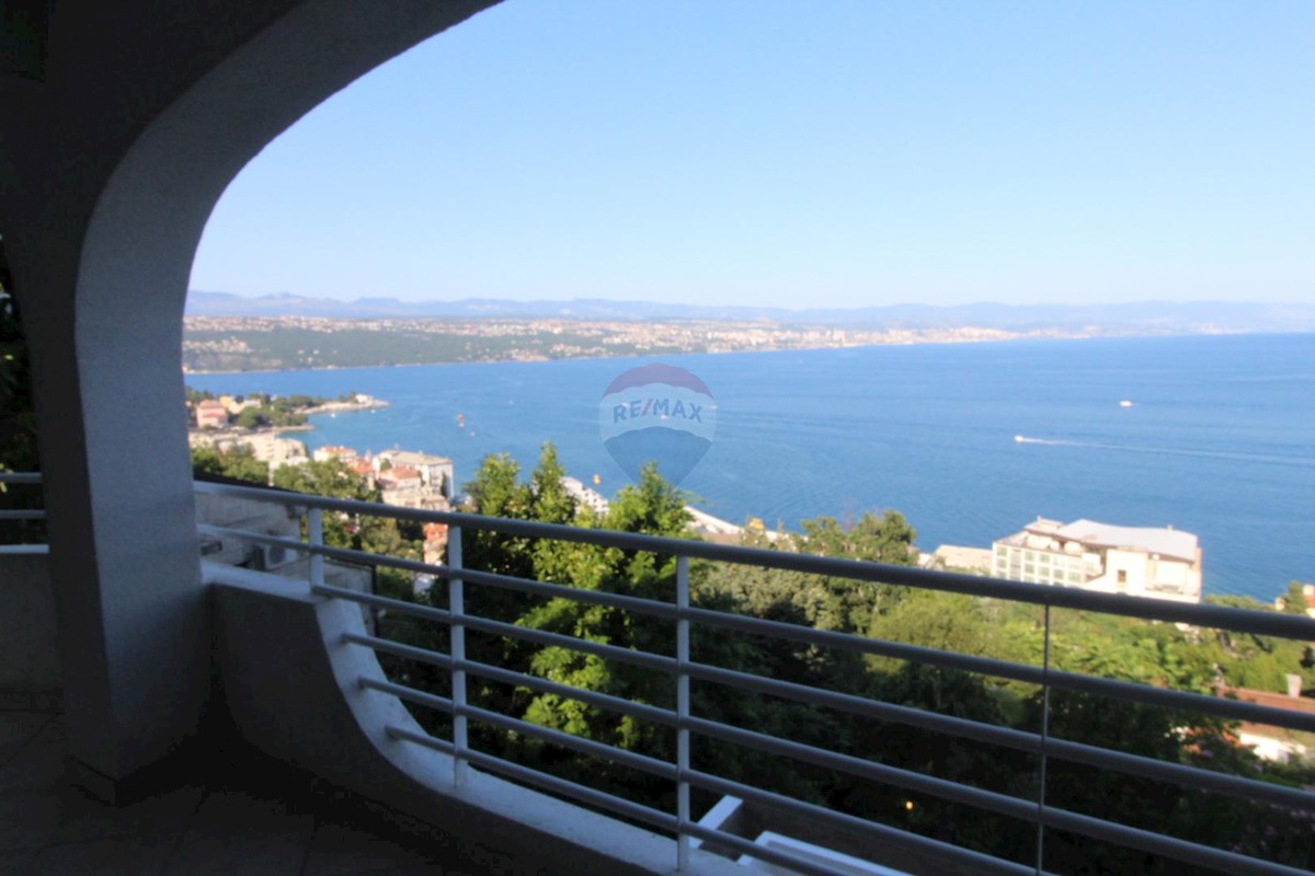 Punta Kolova, Opatija, 150.000m2