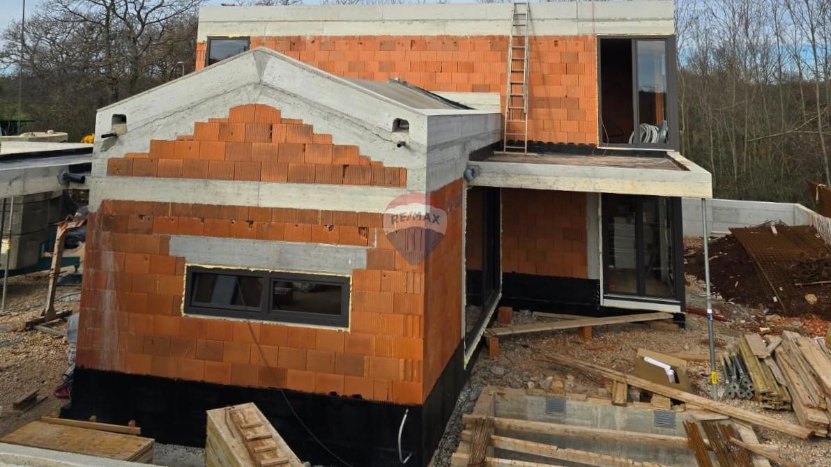 Hiša Karigador, Brtonigla, 140,40m2