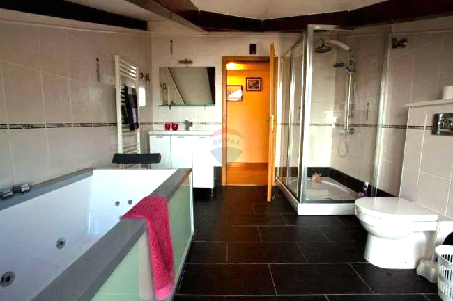 Hiša Rovinj, 450m2