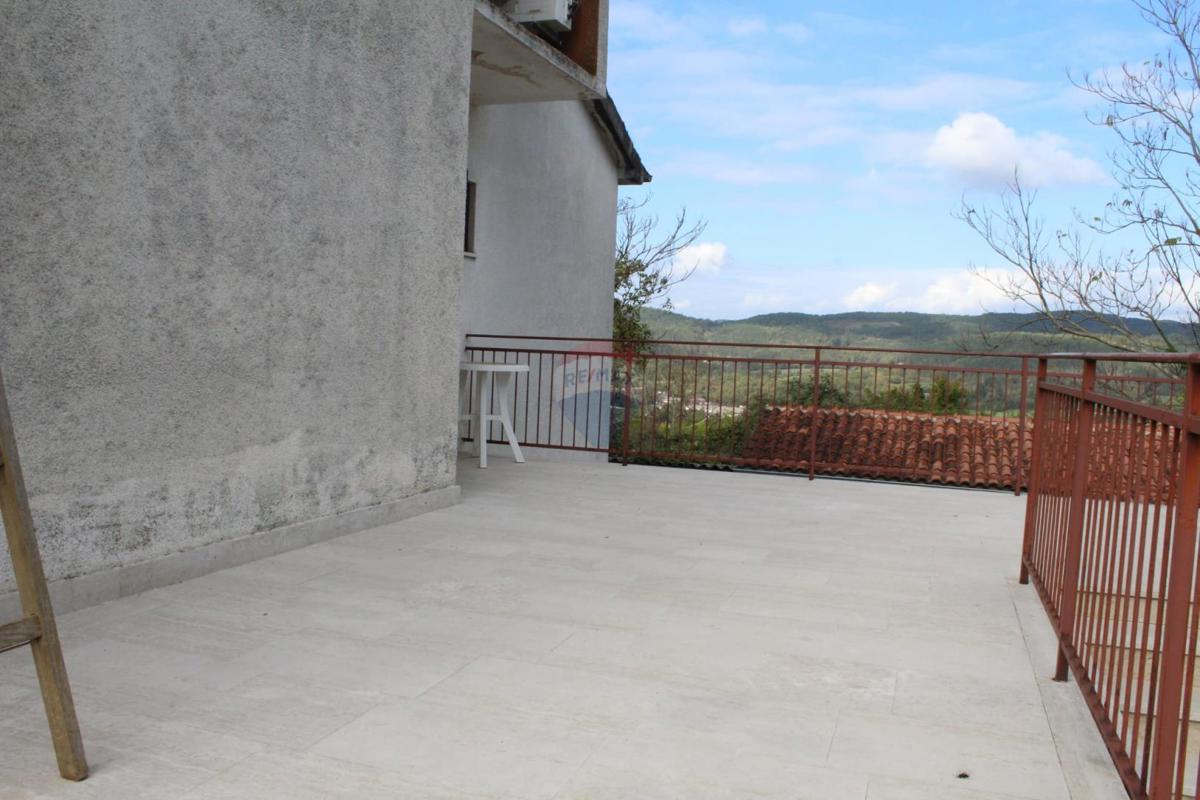 Hiša Centar, Pazin, 280m2