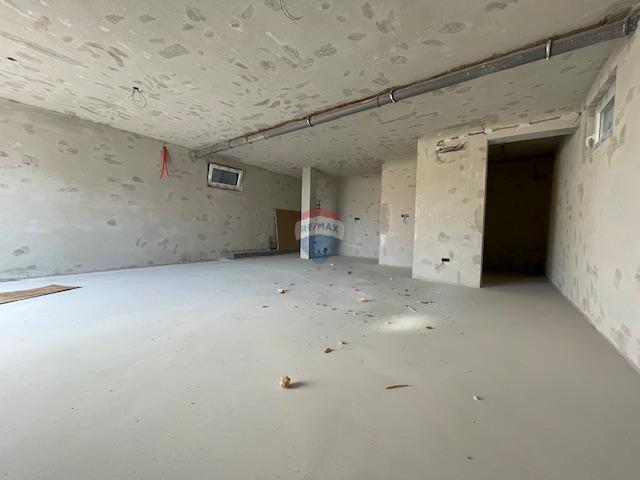 Otok Krk, Malinska, dvojček v izgradnji, 165 m2, pogled na morje