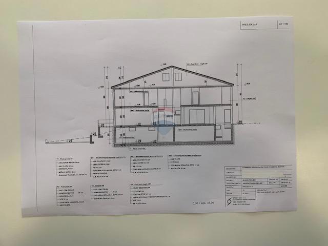 Otok Krk, Malinska, dvojček v izgradnji, 165 m2, pogled na morje